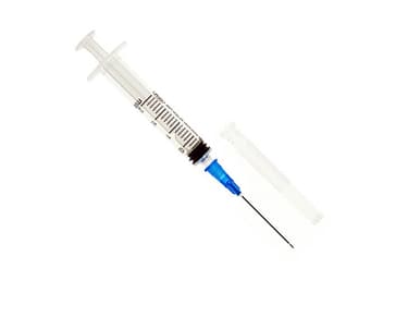 SFM Шприц одноразовый трехкомпонентный с иглой 23G 2 мл