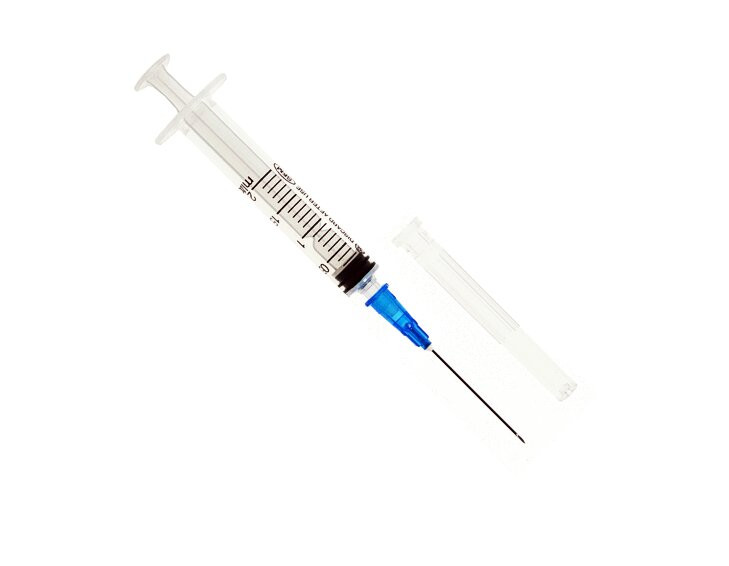 SFM Шприц одноразовый трехкомпонентный с иглой 23G 2 мл
